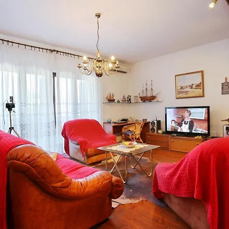 With Wifi - 18336 Apartment Split